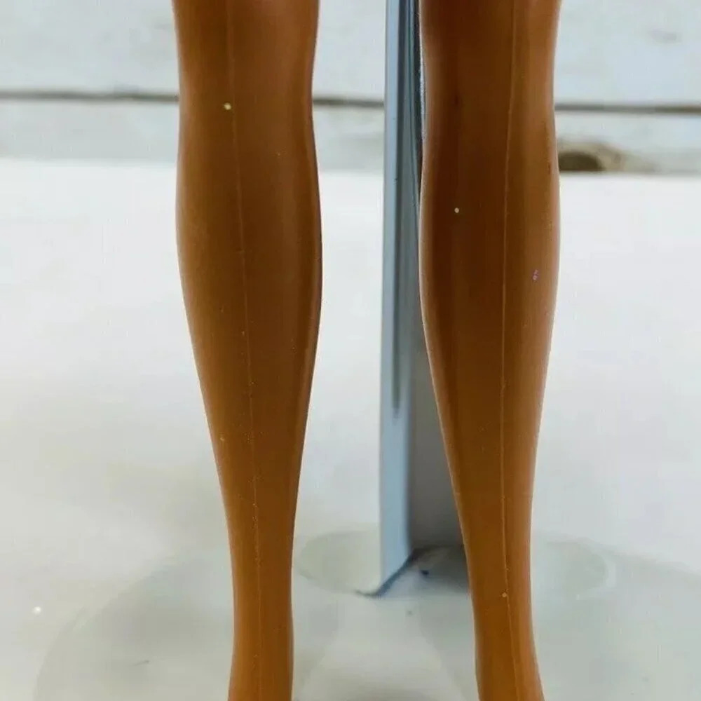 MATTEL BARBIE Doll Long Blonde Hair Blue Eyes Two Piece Outfit 12" Tall Used - Picture 5 of 11